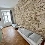 아파트 Party House - Ve Smeckach 18, Center!!