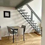 Party House - Ve Smeckach 18, Center!! *