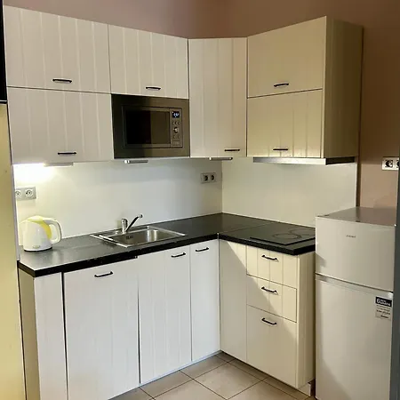 Party House - Ve Smeckach 18, Center!! Apartment