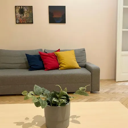 Apartment Party House - Ve Smeckach 18, Center!! Prague