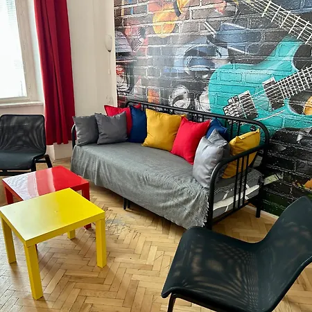 Party House - Ve Smeckach 18, Center!! Apartment