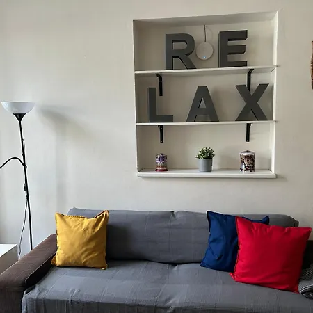 Party House - Ve Smeckach 18, Center!! Apartment Prague
